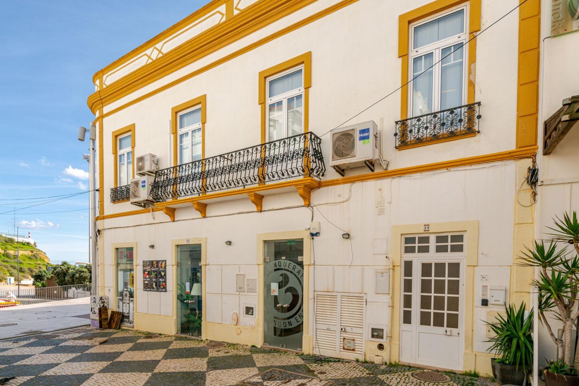 Down Town Beach House Albufeira Esterno foto